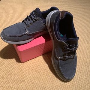 Mens slip on casual shoes